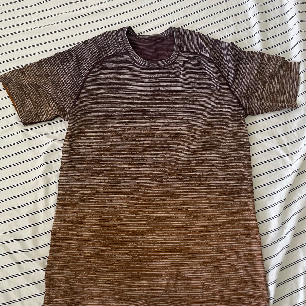 Lululemon MVT Medium S/S Shirt